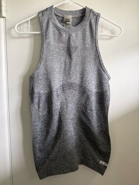 Gymshark Heathered Gray Seamless Compression Tank, Size Medium